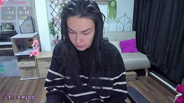 Lunlunera online show from 03/17/25, 01:03