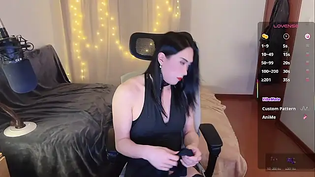 Snapshot of liliwang03 chatting on 01/19/26, 01:26 liliwang03 online show from 01/19/26, 01:26