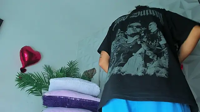 Hellen Sky online show from 03/30/26, 07:04