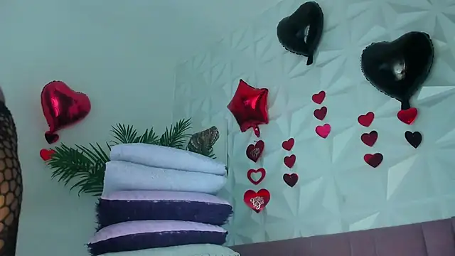 Hellen Sky online show from 03/14/26, 07:20