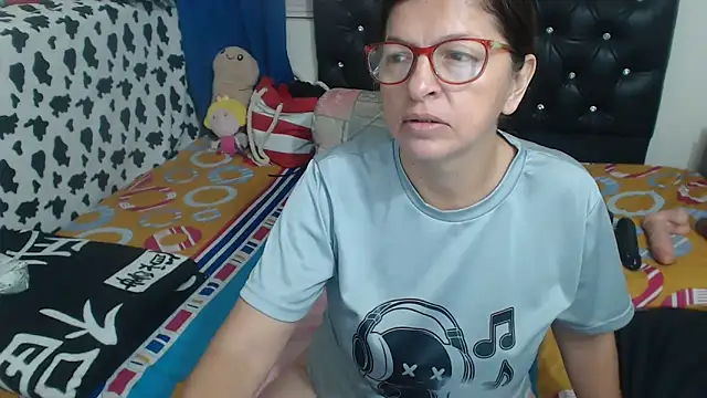 Snapshot of jellyfishhot chatting on 06/16/26, 05:02 jellyfishhot online show from 06/16/26, 05:02