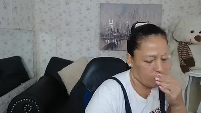 mature martina online show from 06/19/26, 10:15