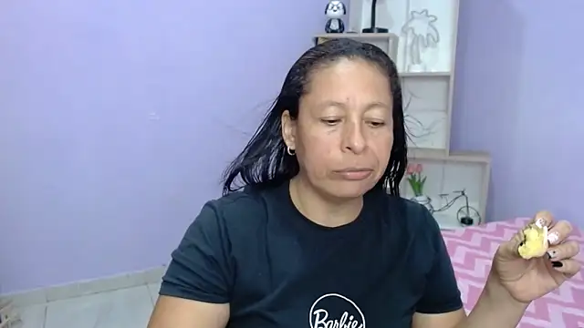 mature martina online show from 10/24/25, 11:37