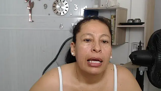 mature martina online show from 07/01/26, 06:41