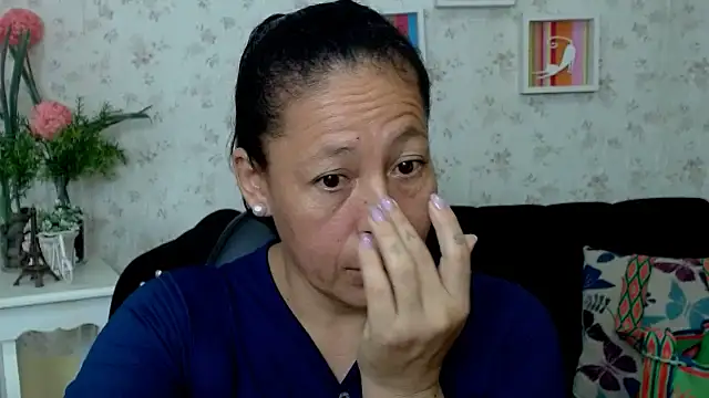 Snapshot of mature_martina chatting on 03/08/25, 01:28 mature martina online show from 03/08/25, 01:28