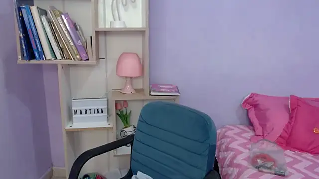 mature martina online show from 11/02/25, 12:21