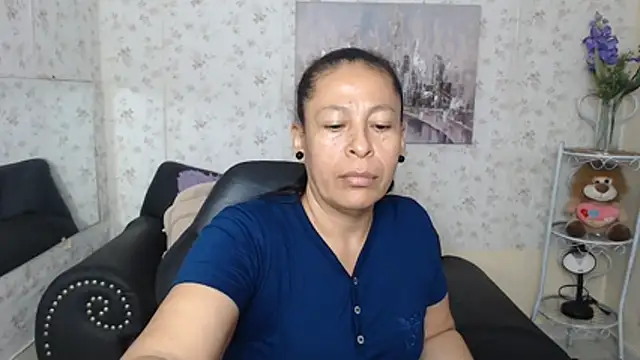 mature martina online show from 07/07/26, 11:08