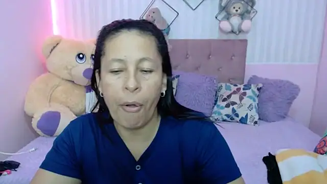 mature martina online show from 11/14/25, 10:02