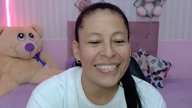 mature martina online show from 11/21/25, 05:34