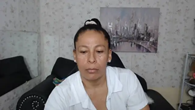 mature martina online show from 07/14/26, 10:21