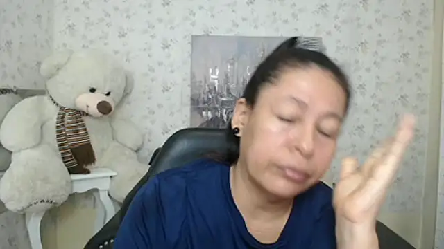 mature martina online show from 05/16/26, 09:14