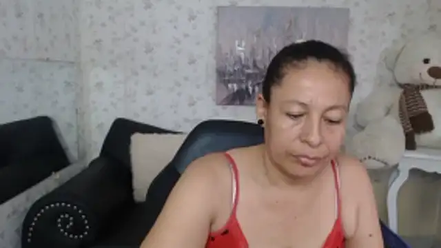 mature martina online show from 05/26/26, 08:18