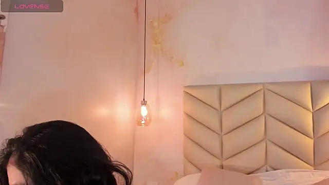 Snapshot of JESYSOZ23_ chatting on 09/13/25, 07:36 JESYSOZ23 online show from 09/13/25, 07:36