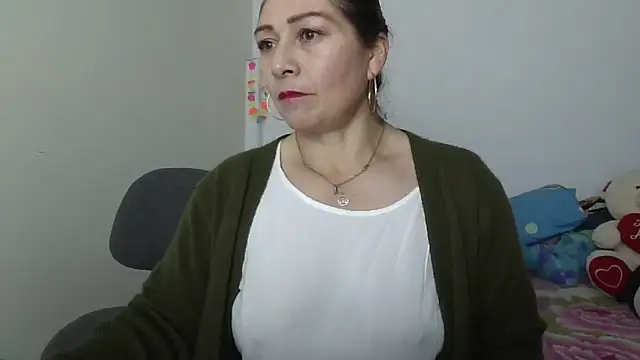 ruby-milf1 online show from 02/18/25, 10:58