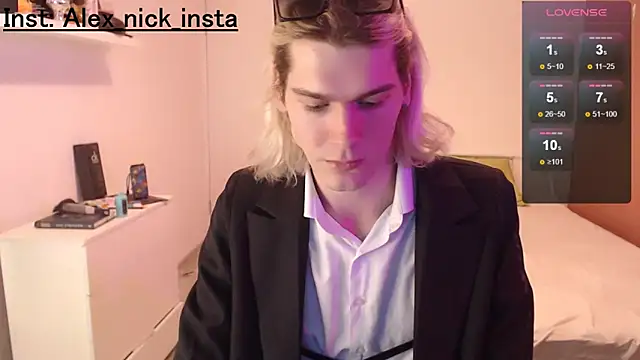 Alex Nick  online show from 02/18/25, 08:03