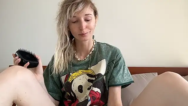 Snapshot of ivankai_ chatting on 02/12/26, 03:17 ivankai online show from 02/12/26, 03:17