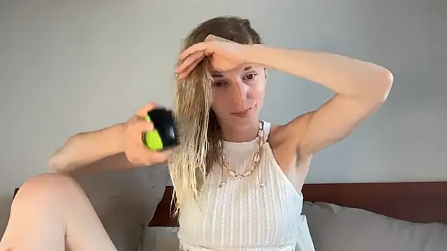 Snapshot of ivankai_ chatting on 03/02/26, 11:06 ivankai online show from 03/02/26, 11:06