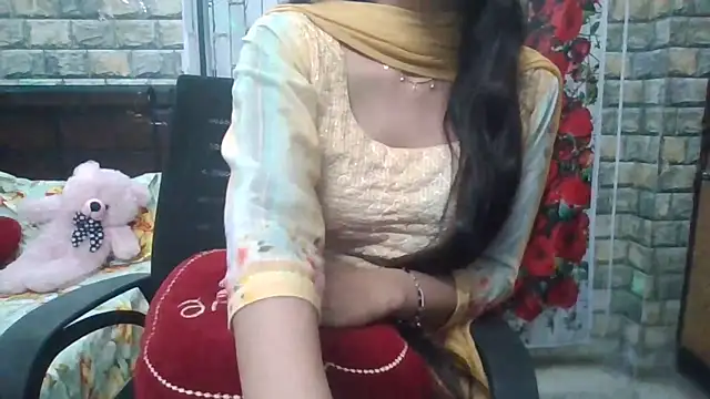 Sexy iknoor online show from 04/01/26, 06:48