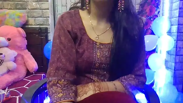 Sexy iknoor online show from 02/15/26, 06:03