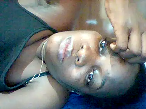 Alessandrajenna online show from 04/15/26, 08:31