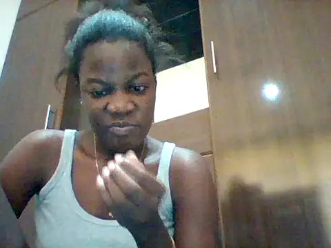 Alessandrajenna online show from 04/16/26, 08:15