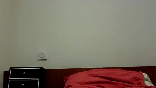 feline27 online show from 11/06/25, 07:51