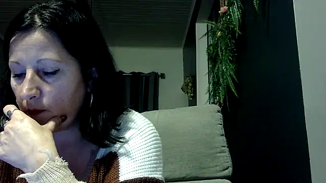 feline27 online show from 01/06/26, 05:50