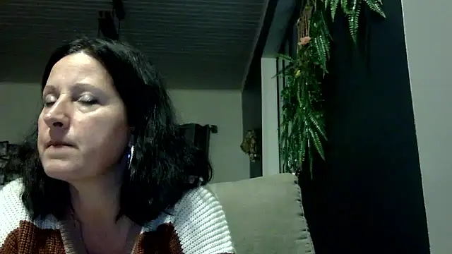 feline27 online show from 01/12/26, 04:58