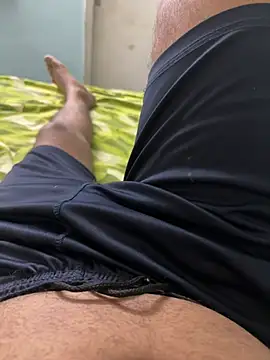Snapshot of yourheroforfun chatting on 07/11/26, 08:42 yourheroforfun online show from 07/11/26, 08:42