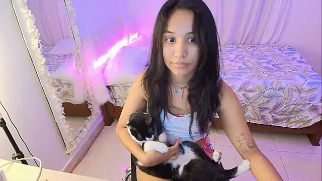 Nanami 19 online show from 11/28/25, 06:52