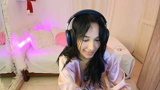 Nanami 19 online show from 12/14/25, 08:25