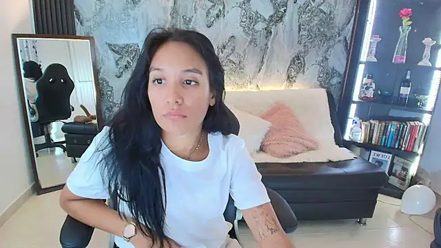 Snapshot of Nanami_19 chatting on 02/09/26, 06:28 Nanami 19 online show from 02/09/26, 06:28