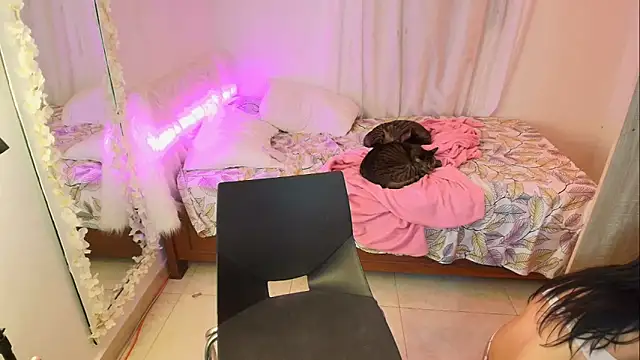 Nanami 19 online show from 12/03/25, 10:42