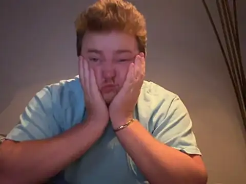 Snapshot of haydenn_ chatting on 05/14/26, 02:19 haydenn online show from 05/14/26, 02:19