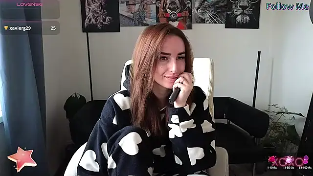 Snapshot of xx_adrihanna_xx chatting on 03/06/25, 07:14 xx adrihanna xx online show from 03/06/25, 07:14