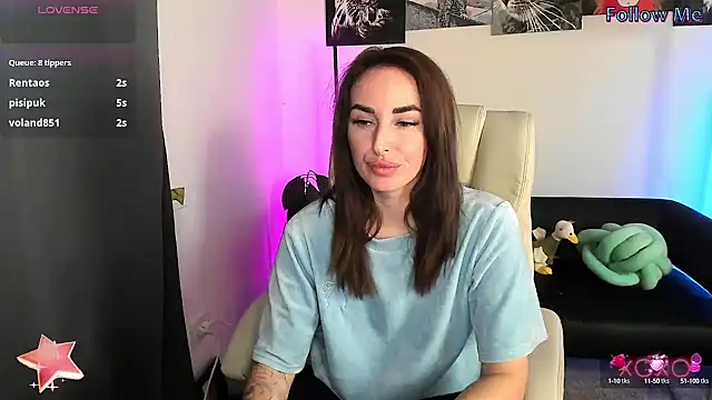 Snapshot of xx_adrihanna_xx chatting on 02/27/25, 06:53 xx adrihanna xx online show from 02/27/25, 06:53