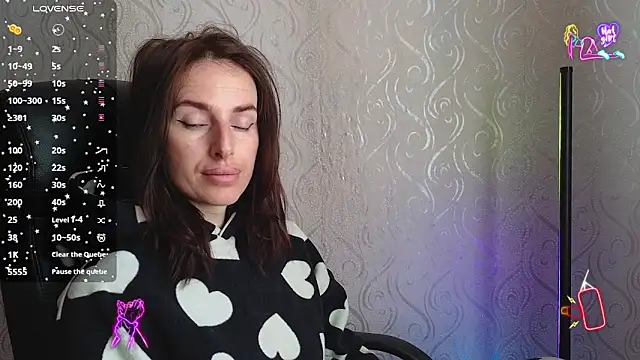 Snapshot of xx_adrihanna_xx chatting on 05/18/26, 06:18 xx adrihanna xx online show from 05/18/26, 06:18