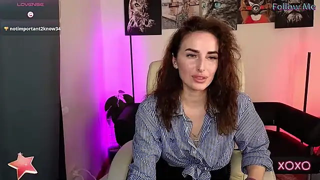 Snapshot of xx_adrihanna_xx chatting on 02/24/25, 07:52 xx adrihanna xx online show from 02/24/25, 07:52