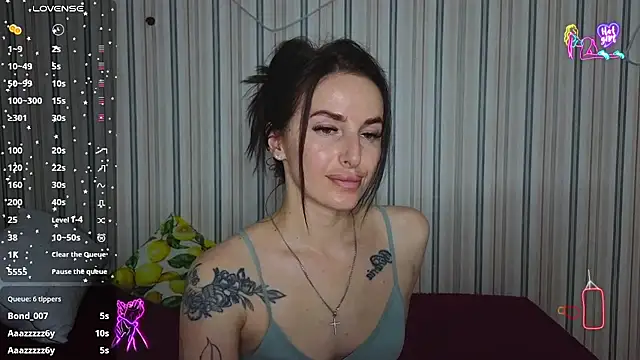 Snapshot of xx_adrihanna_xx chatting on 06/26/26, 06:14 xx adrihanna xx online show from 06/26/26, 06:14