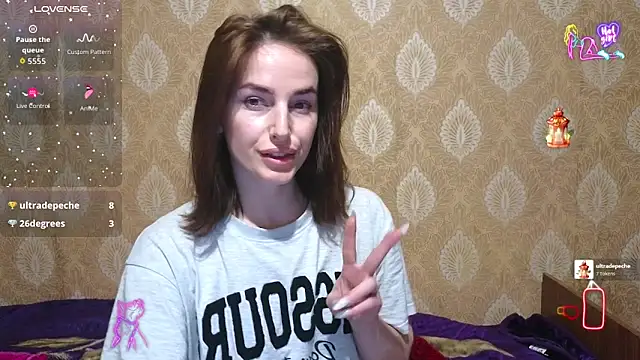 xx adrihanna xx online show from 03/10/26, 06:34