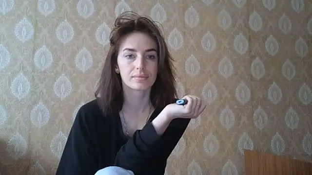 xx adrihanna xx online show from 02/18/26, 06:55