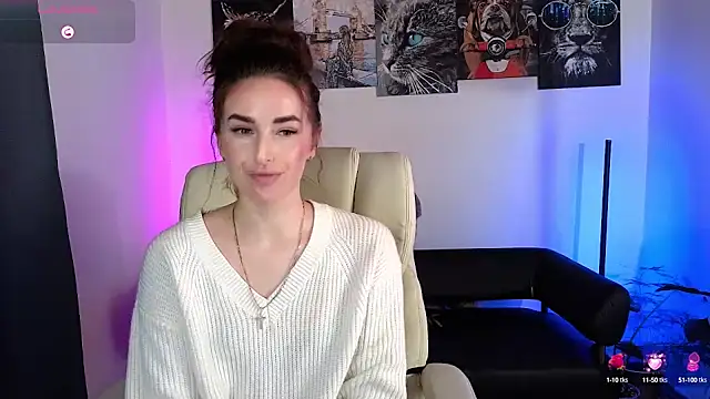 Snapshot of xx_adrihanna_xx chatting on 02/19/25, 06:00 xx adrihanna xx online show from 02/19/25, 06:00