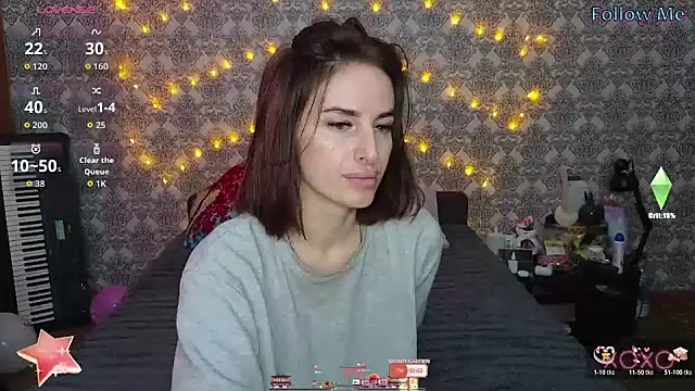 xx adrihanna xx online show from 11/25/25, 09:20