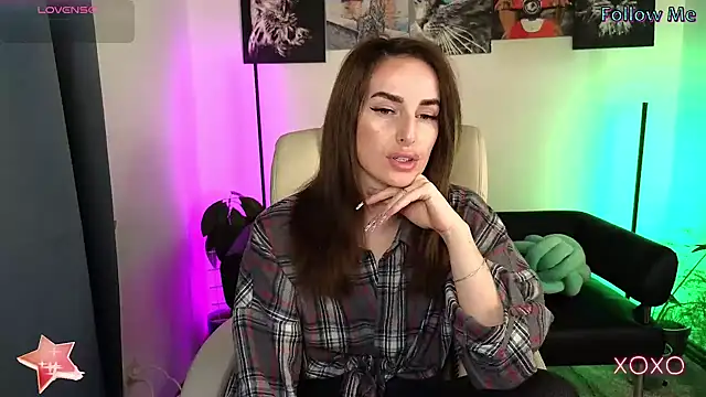 Snapshot of xx_adrihanna_xx chatting on 02/26/25, 05:31 xx adrihanna xx online show from 02/26/25, 05:31