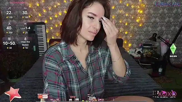 xx adrihanna xx online show from 11/18/25, 08:17