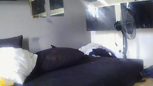 Bebemickey75 online show from 11/04/25, 03:27