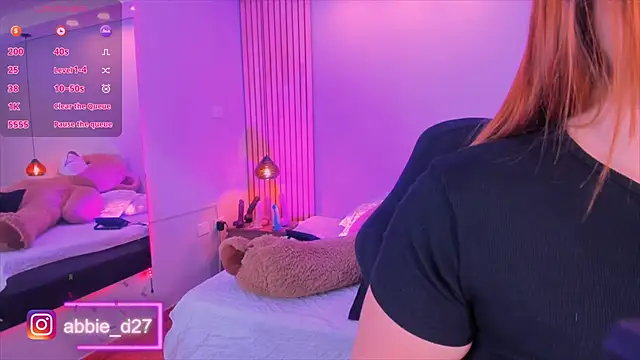 AbbieEdmond online show from 11/15/25, 04:16