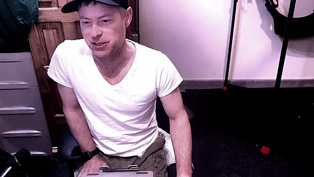 GymyXY online show from 03/05/25, 07:49