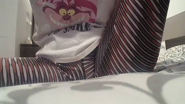 Snapshot of Web_Lady chatting on 10/07/25, 01:23 Web Lady online show from 10/07/25, 01:23