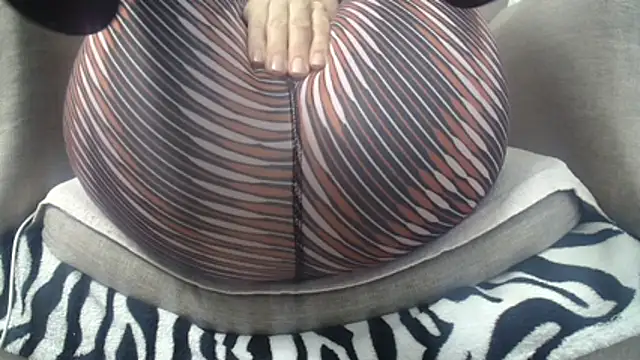 Web Lady online show from 11/26/25, 10:48